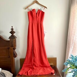 Dress the Population Strapless Gown